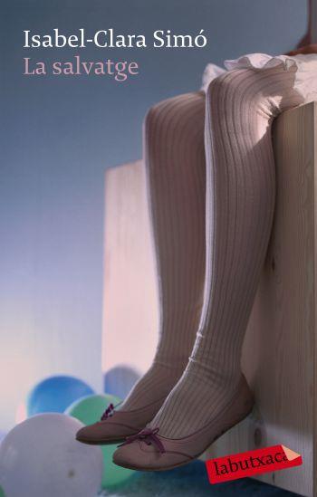 SALVATGE,LA | 9788499300573 | SIMO,ISABEL-CLARA | Llibreria La Puça | Llibreria online d'Arsèguel - Comprar llibres en català online - Llibres Andorra i Pirineu
