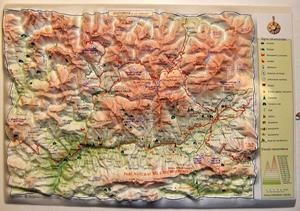 MAPA RELLEU "ANDORRA Y SU ENTORNO" 1:300000 | mapa | Llibreria La Puça | Llibreria online d'Arsèguel - Comprar llibres en català online - Llibres Andorra i Pirineu